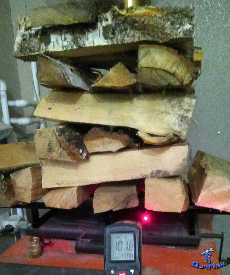 Чем топить - дрова или брикеты