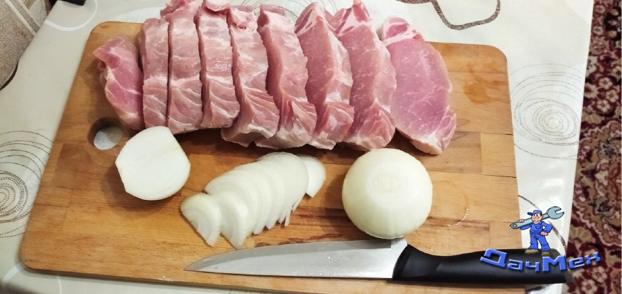 рецепт мясо с картошкой в духовке По мужски